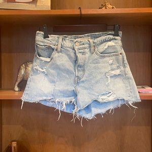 Levi’s wedgie button fly shorts